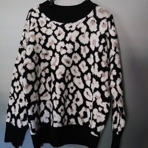 Vince Camuto Leopard Sweater